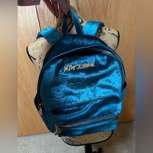 RARE Betsey Johnson Velvet Skull Backpack!!